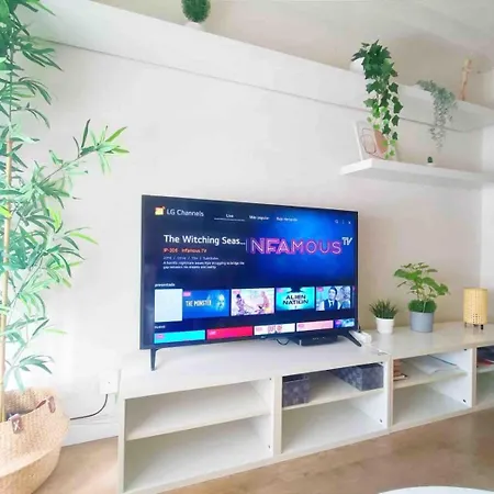 Triana House Apartment *