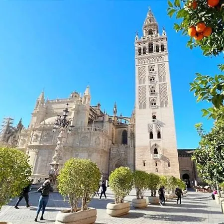 Triana House Apartamento *